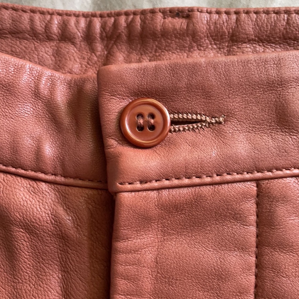 Mackage Manuel sz 28 lamb leather brick colour shorts - Picture 8 of 14
